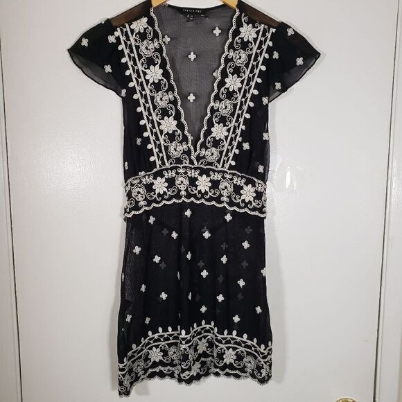 The Limited 90s Y2K Sheer Short Sleeve V Neck Delicate Blouse Size XS - Picture 1 of 7